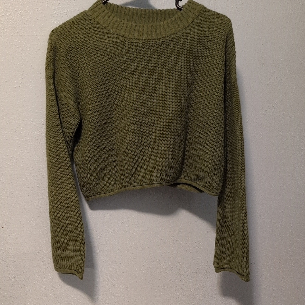 Wild Fable Olive Green Crew Neck Sweater